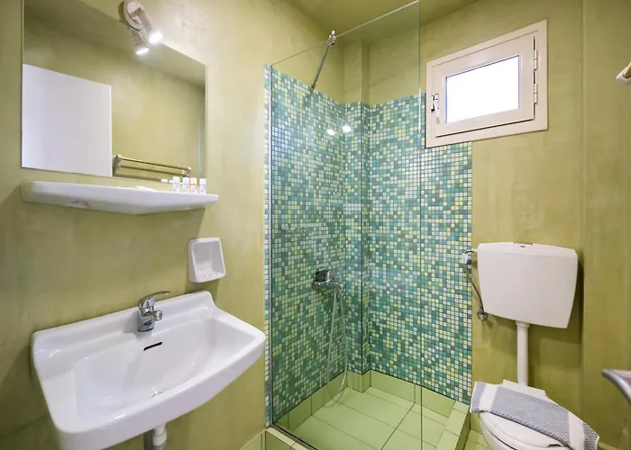 Ionio Ξενοδοχείο 2*