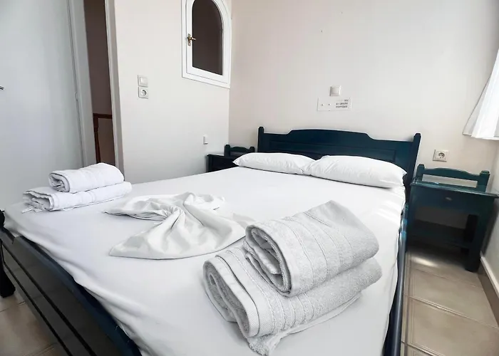 Ionio Ξενοδοχείο 2*